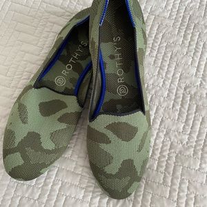 Camo Rothys Loafers (Brand New) 9.5